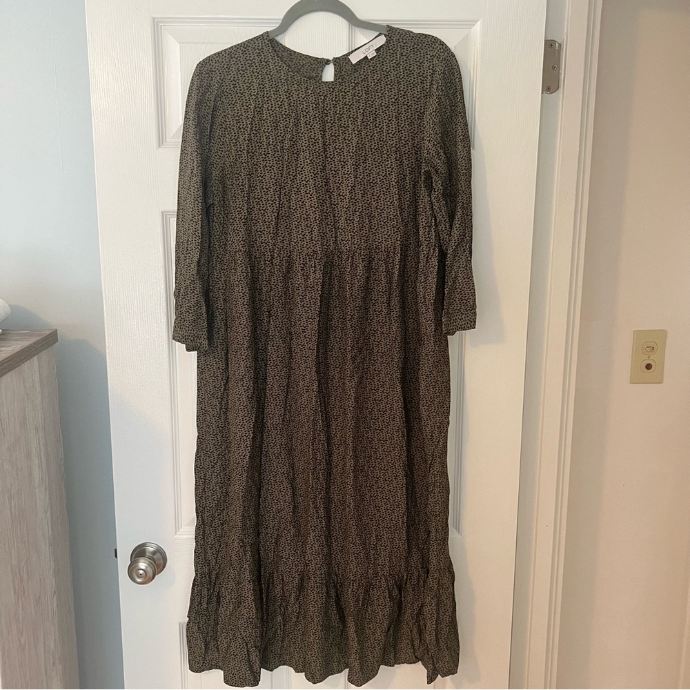 LOFT Olive Midi Dress with Ruffle Hem and 3/4 Sleeves, Medium - Picture 4 of 12